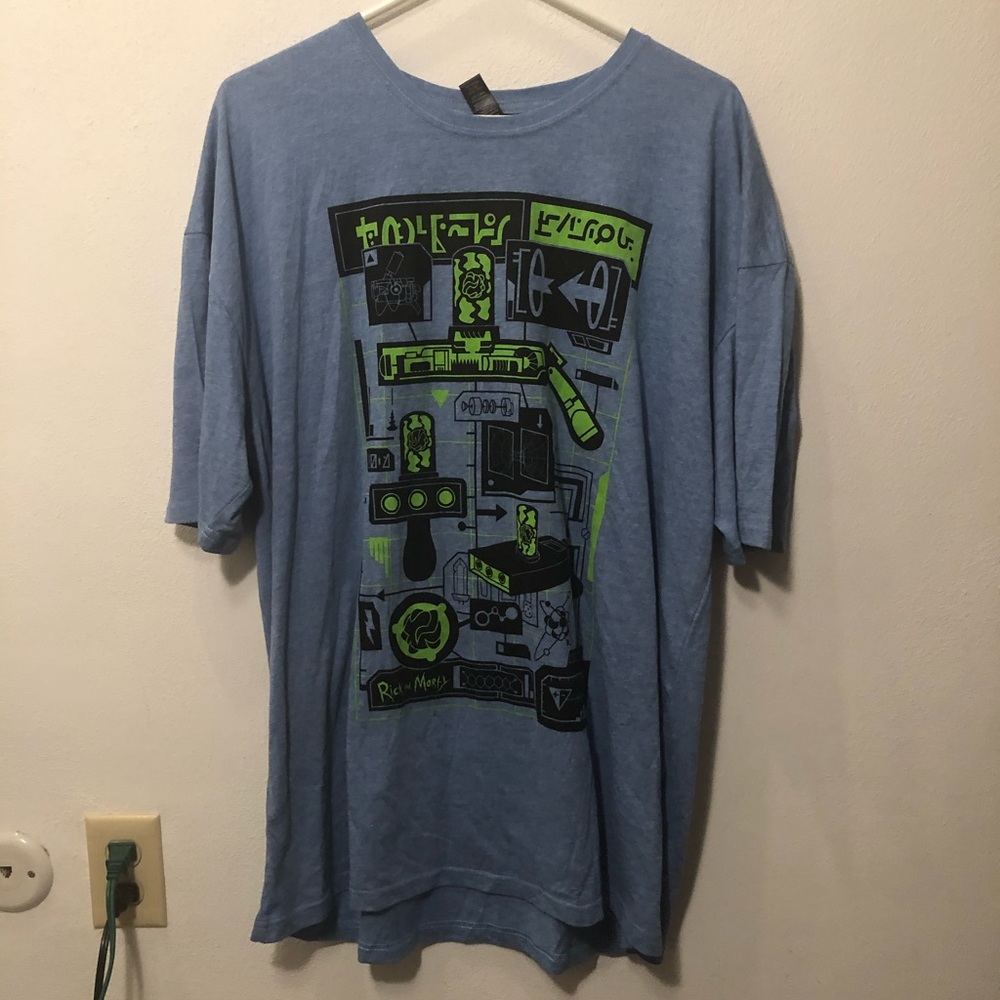 Rick and Morty t-shirt. Size XXL